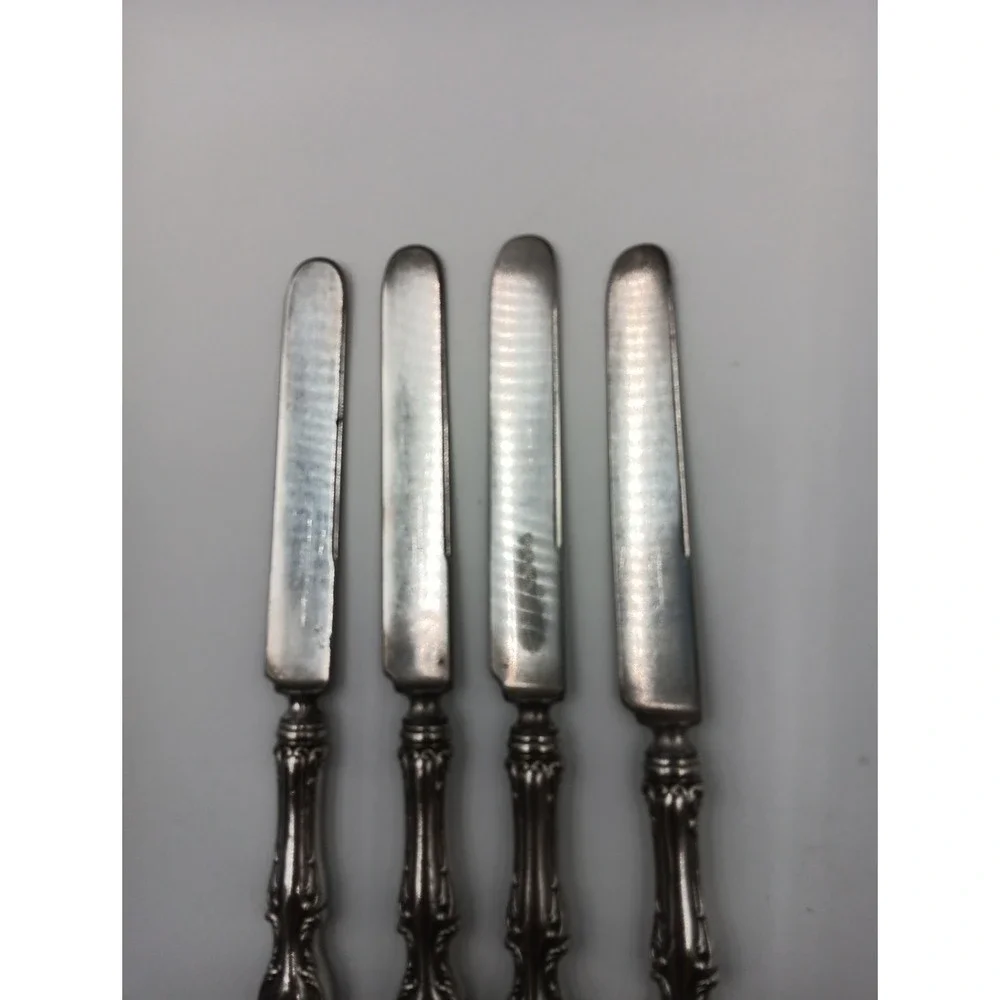 4 Wallace Silver PlateJOAN Pattern  ‎ Silverplate Flatware 1896 Knives